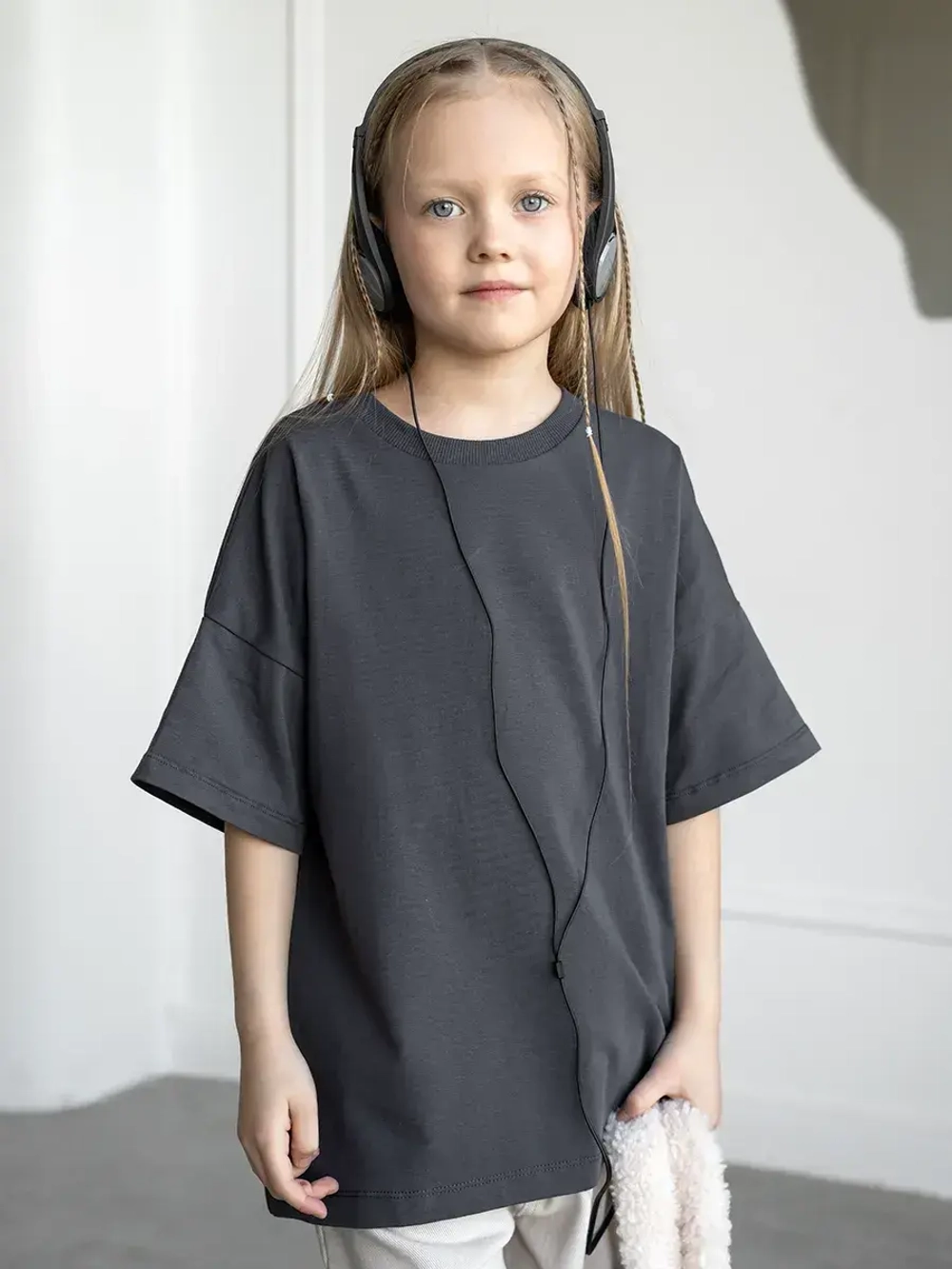 Футболка для девочки в школу