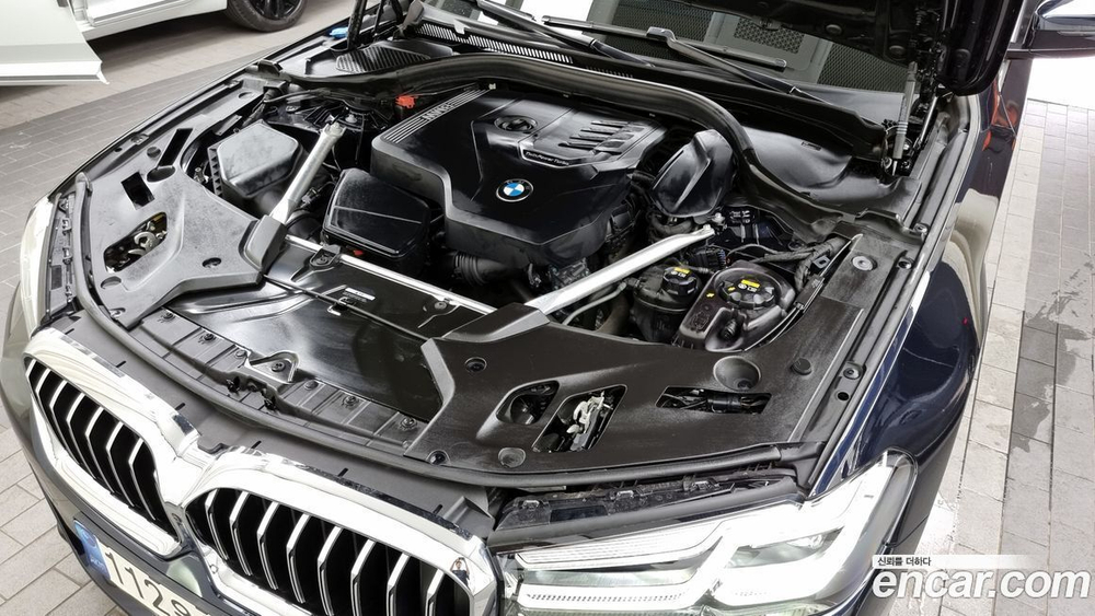 BMW 5 Series (G30) 520i M Sports (11.2021)
