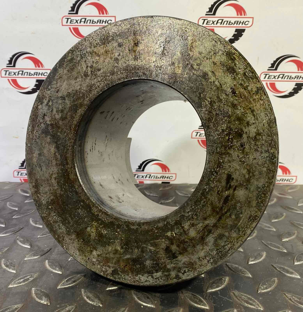 Втулка 208-70-34230