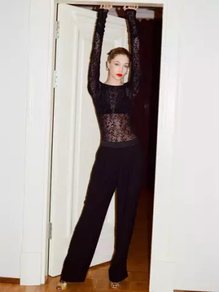 Боди с драпированными рукавами из эластичной сетки с узором