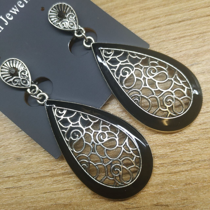 Серьги-гвоздики Bohemia Капля цветы эмаль черная металл античный серебристый 6,5х2,5 см