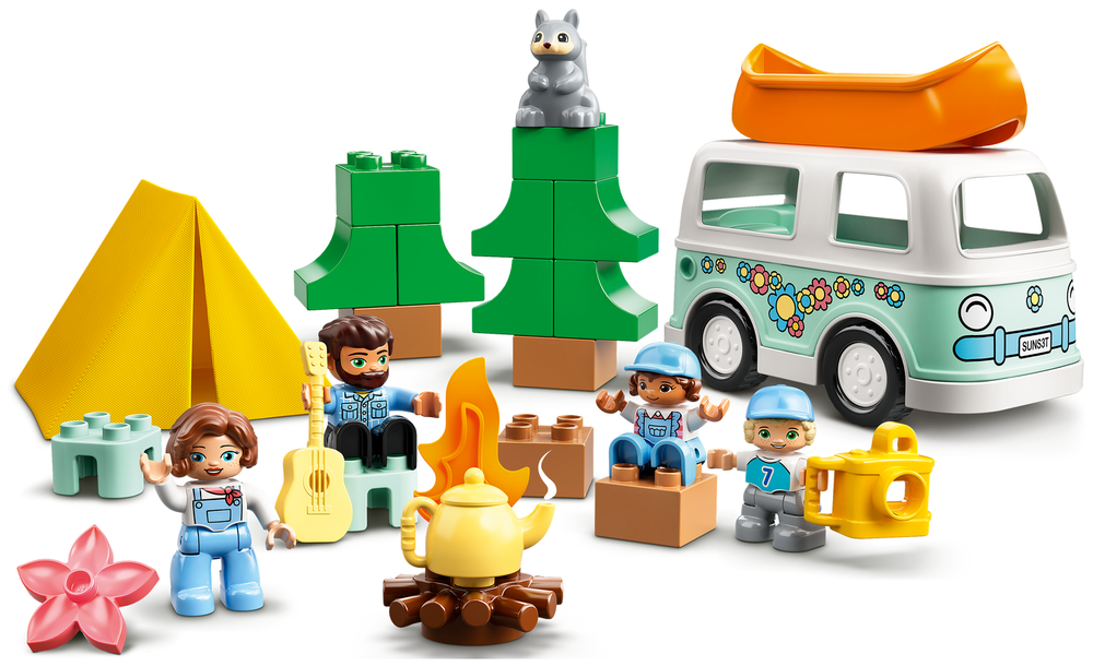 Конструктор LEGO Duplo Town 10946 Семейное приключение на микроавтобусе