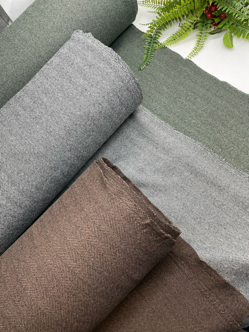 Пальтовый трикотаж елочка мох