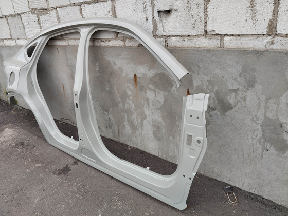 Боковина правая Geely Tugella 19-нв Новая Оригинал 5038074100C15