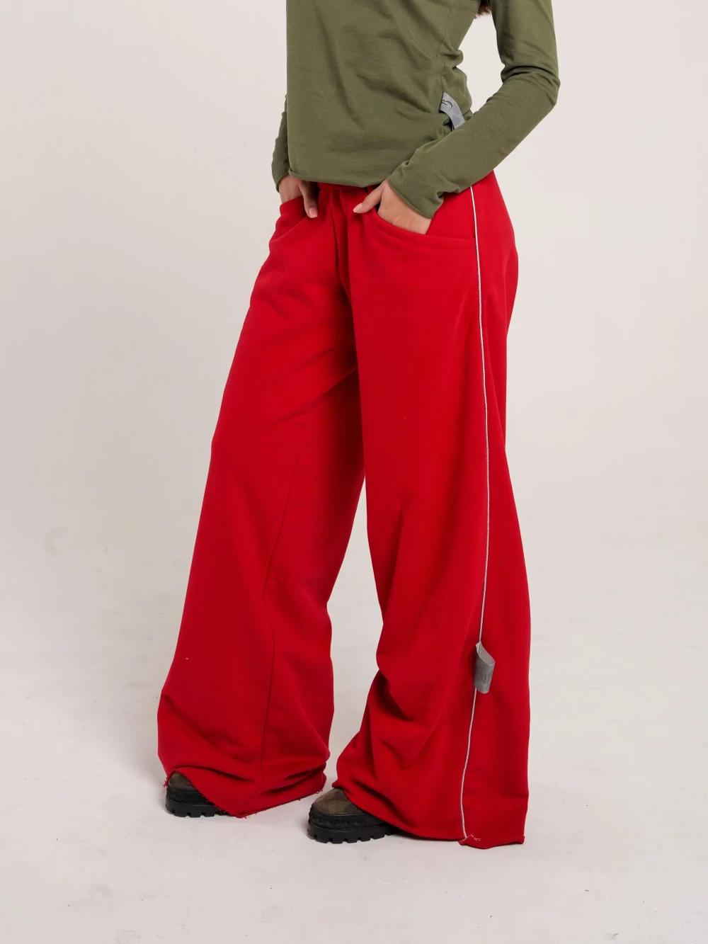 Брюки ВЕСТ Спорт Шик Красный