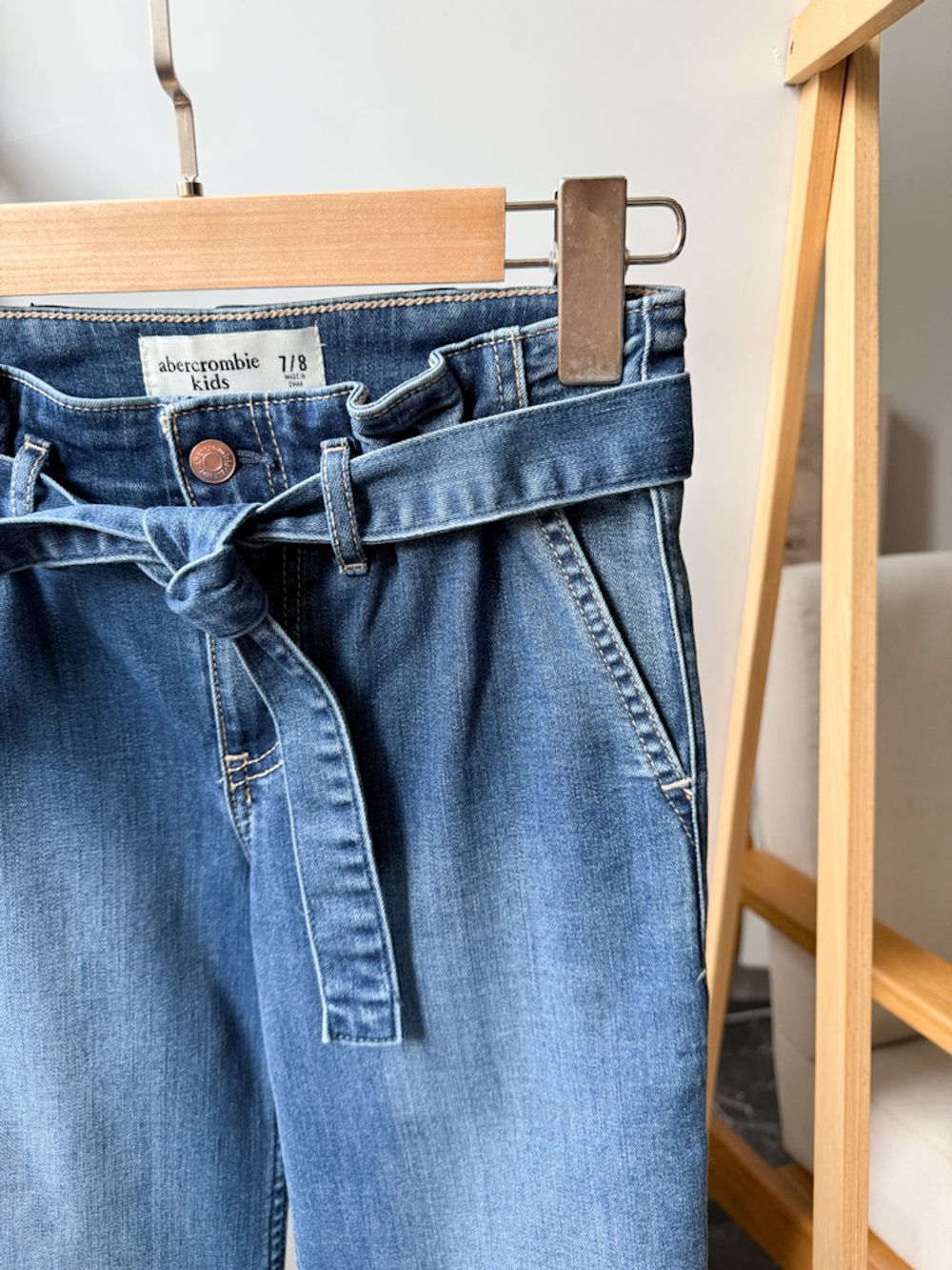 Джинсы Abercrombie, 122