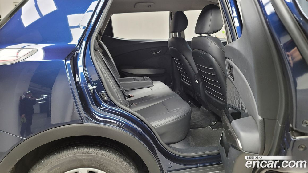 KG Mobility (Ssangyong) Very New Tivoli Бензин 1.5 2WD (01.2020)