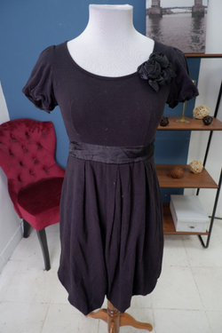 Платье Oodji  с цветком 40 размер