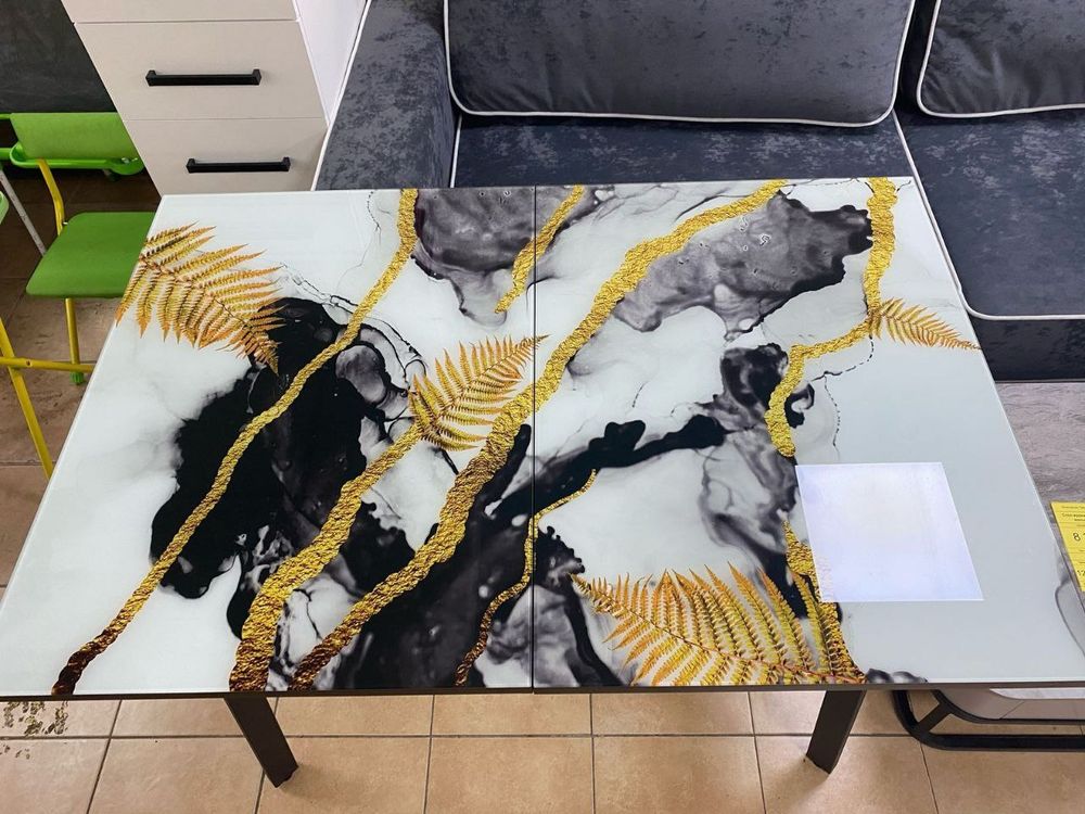 Стол Дерри стекло бабочка раздвижной 930 чёрный(к-т ног №3)