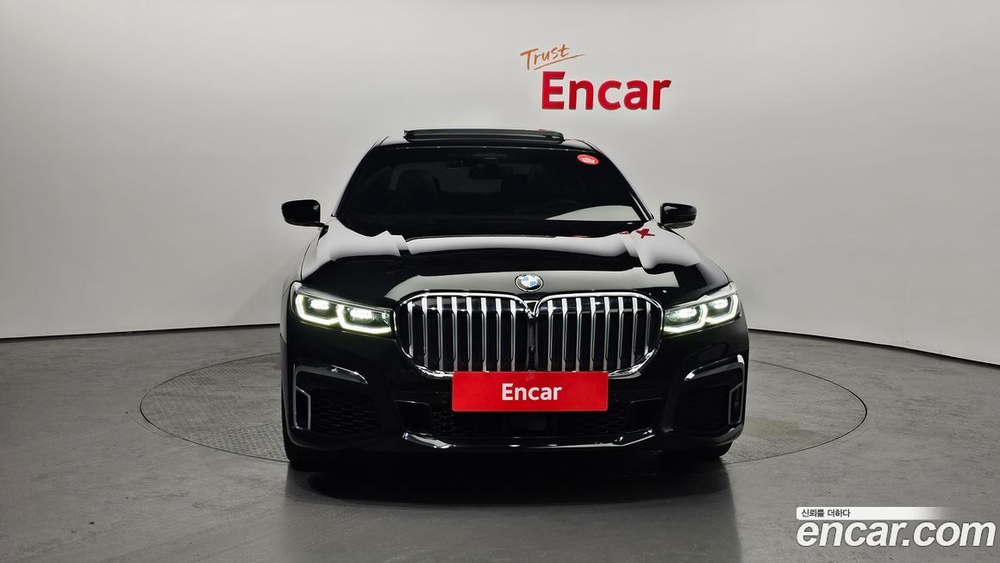 BMW 7 Series (G11) 740Li xDrive M Sports (04.2021)