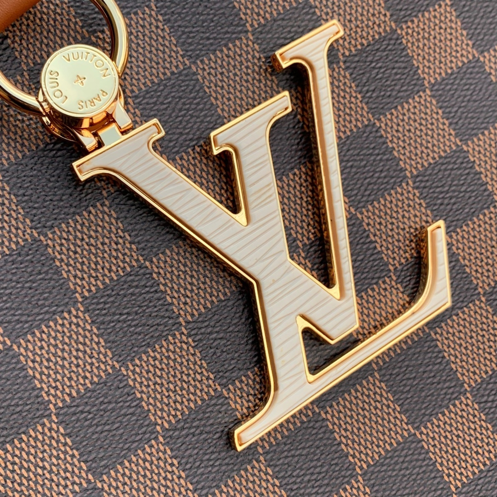 Louis Vuitton Riverside