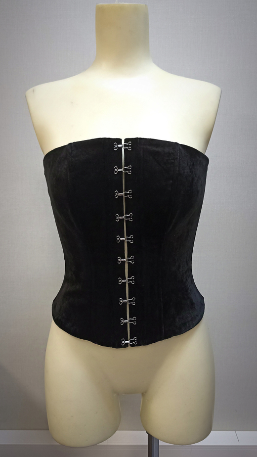 Корсет на крючках
