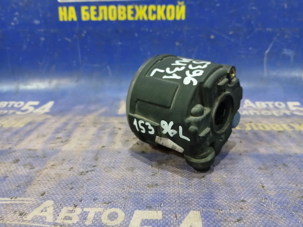 Туманка левая NISSAN PRESAGE 2006-2009