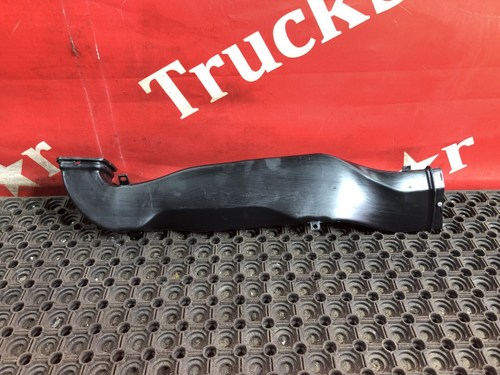 Воздуховод отопителя