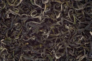 Чай шоунин е шэн лю ча (Дикорастущий высокогорный зеленый чай из уезда Шоунин)