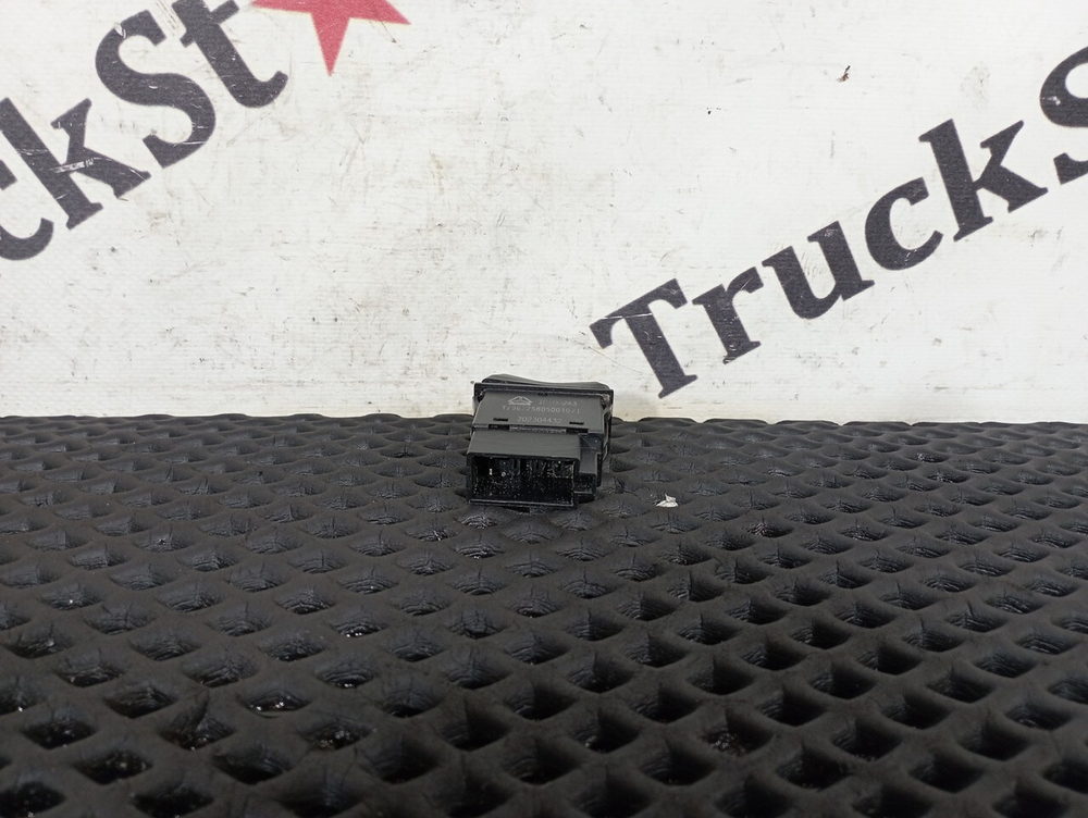 Кнопка аварийной сигнализации