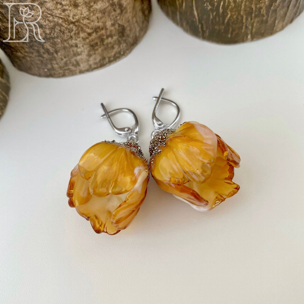 LEFIREL' Серьги серебряные женские "Мирилиса" с цветами из муранского стекла / ювелирные украшения из родированного серебра 925