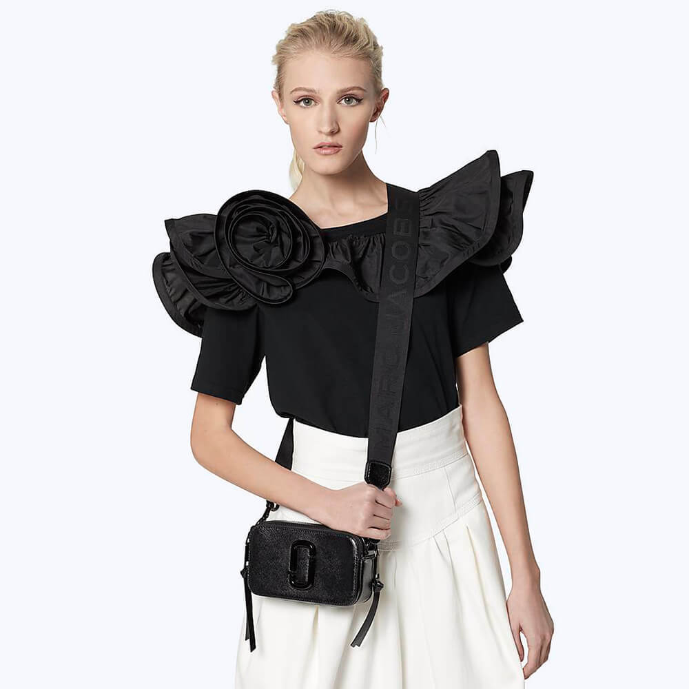 Snapshot black on sale