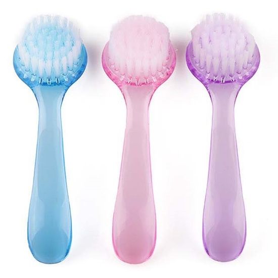 Щетка-сметка для ногтей