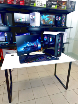 Игровой компьютер с монитором 27 дюйма, i7 8 ядер, Озу-16GB, AMD Radeon RX580 8GB, SSD 512GB, Windows 11