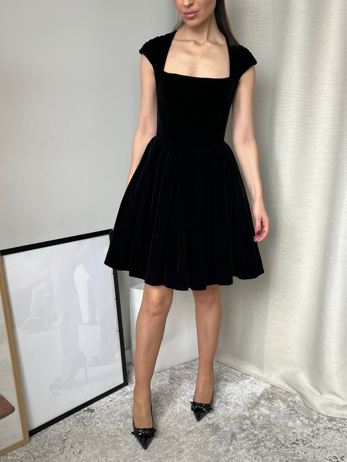 Бархатное платье Lublu Kira Plastinina, S