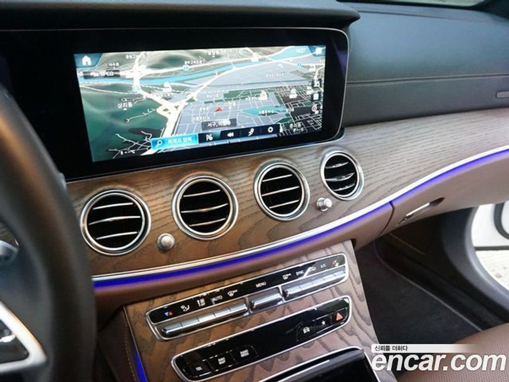 Mercedes-Benz E-Class W213 E250 Exclusive (04.2022)