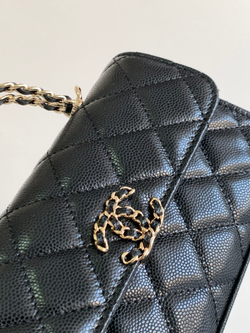 Chanel Bag 19 cm