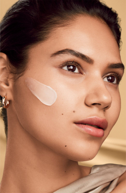 Estee Lauder Revitalizing Supreme+ Youth Power Creme - Подтягивающий дневной крем с эффектом осветления и разглаживания кожи /   75  ml  / GTIN 887167539525