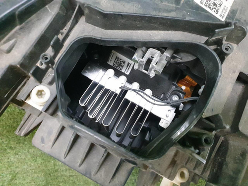 Битая Фара левая BMW X1 F48 (2015-2019) LED