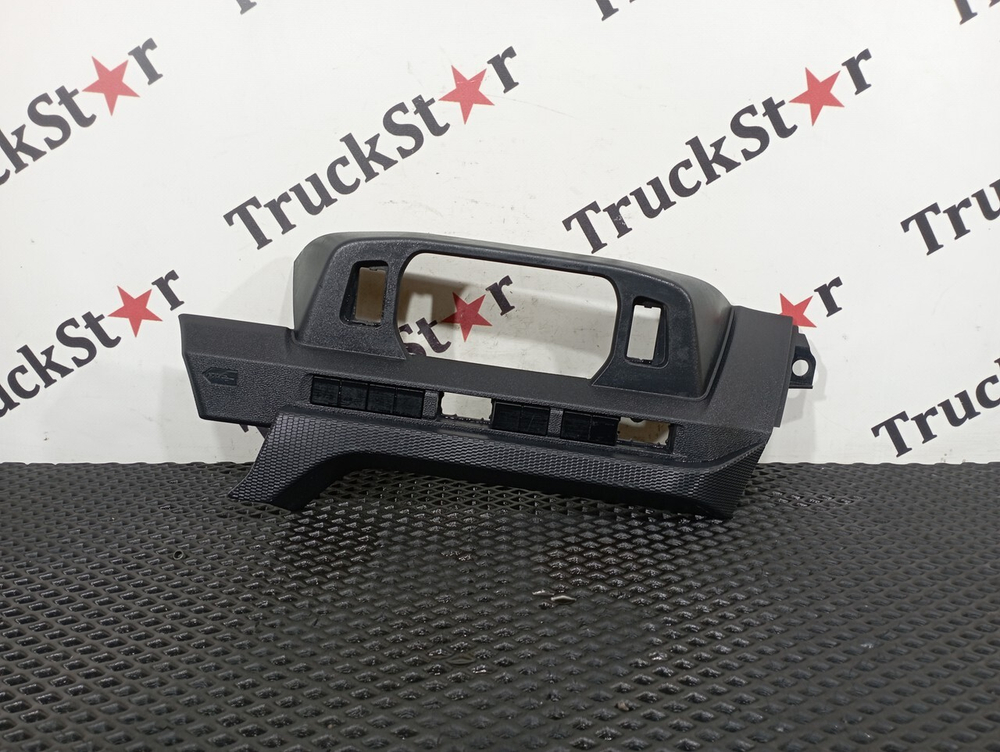 Накладка торпедо 2023г.