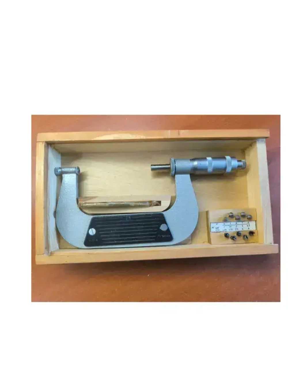 Микрометр с вставками МВМ 75-100 мм 0,01 мм 5 пар. ГОСТ 4380-78