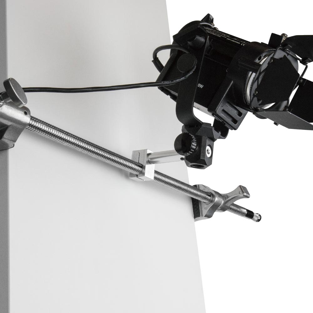 KUPO KCP-195 5/8" rod clamp w/ 5/8" baby stud. Зажим с цапфой 16 мм