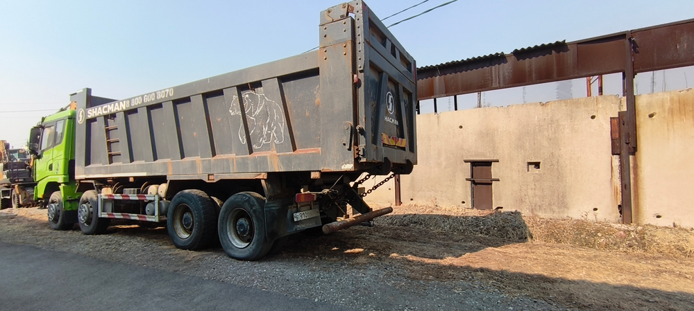 Shacman (Shaanxi) SX* 8x4 Самосвал SX33186W366C (Дизельный, 10,8 л, 441 л.с., МТ)