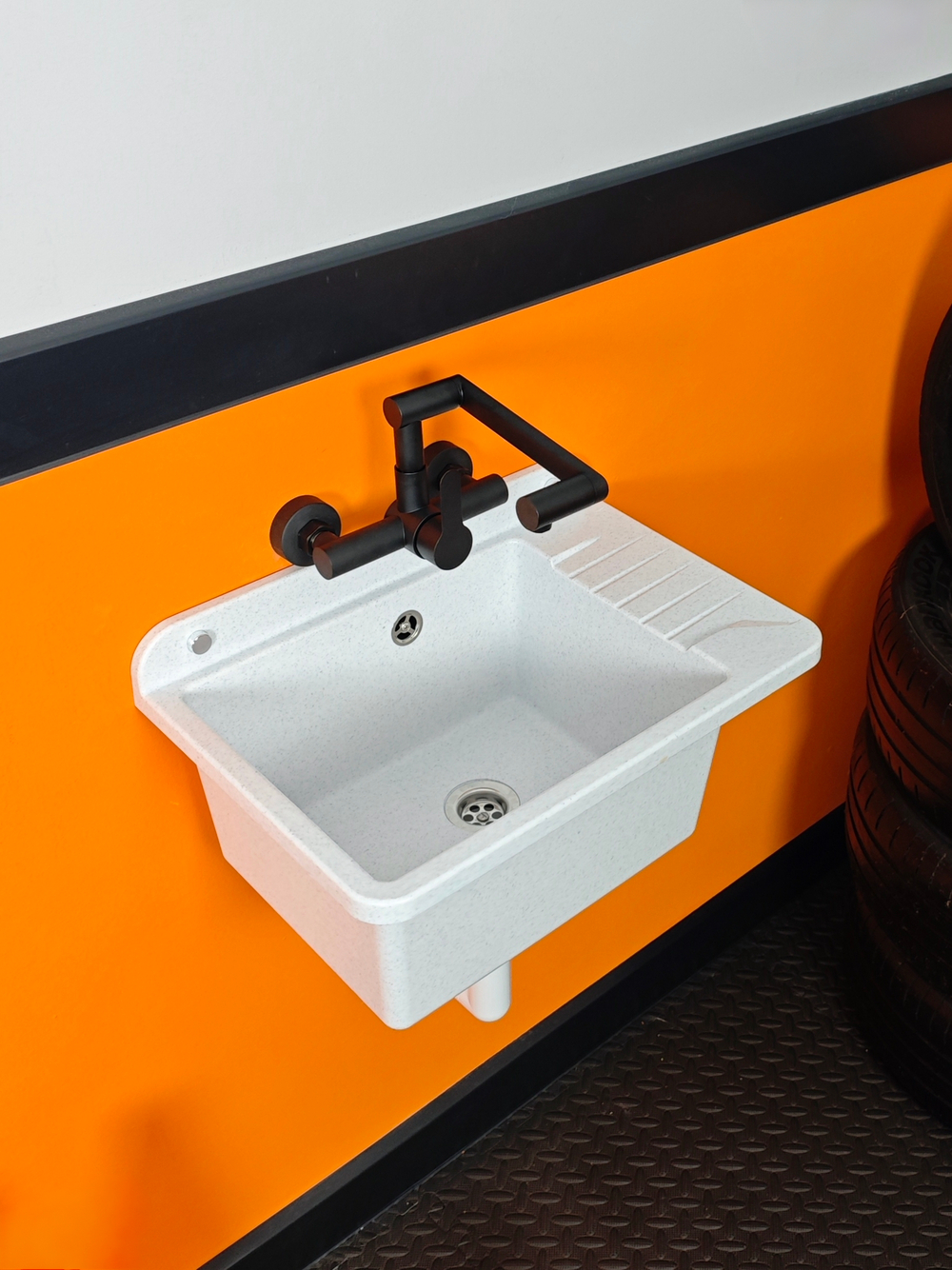 Пластиковая техническая раковина COMPACT WHITE