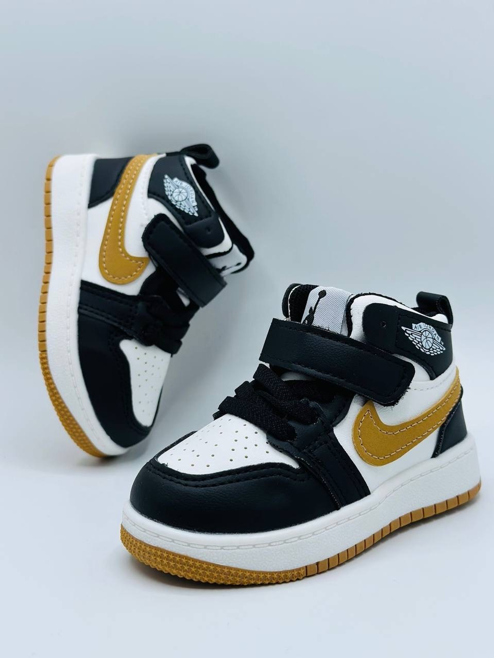 Детские кроссовочки Nike Air Jordan Kids