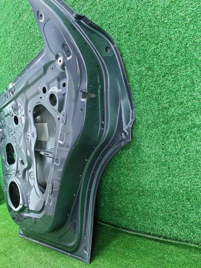 Дверь задняя правая Geely Tugella (2019-2024)