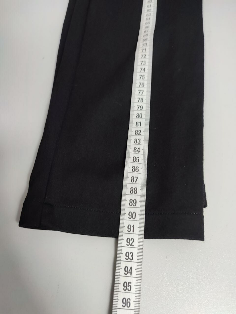 Брюки Uniqlo базовые 42 размер