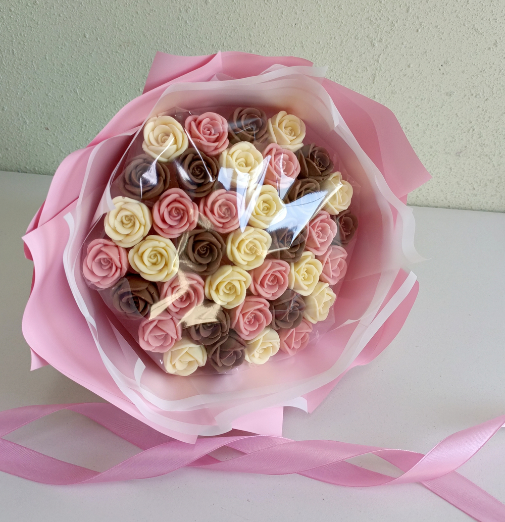 Букет из шоколадных роз