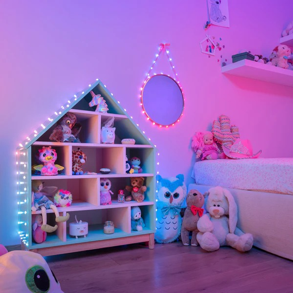 Гирлянда Twinkly Candies Hearts 200 диодов, в форме сердца, RGB, расстояние между лампами 6 см, зеленый провод, BT+WiFi, IP20, питание от USB-C