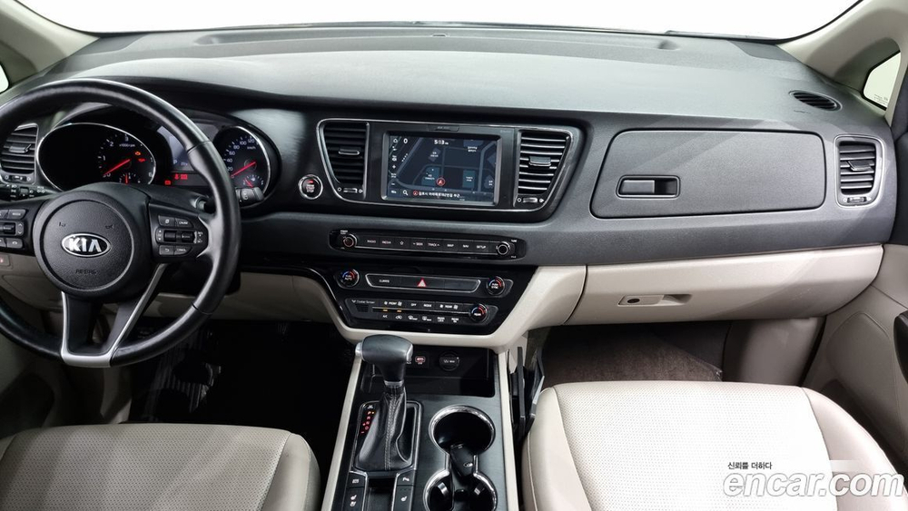 Kia The New Carnival (Sedona) 9-и местный Luxury (06.2020)