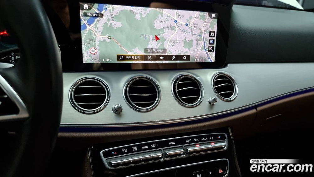 Mercedes-Benz E-Class W213 E250 Avangarde (12.2020)