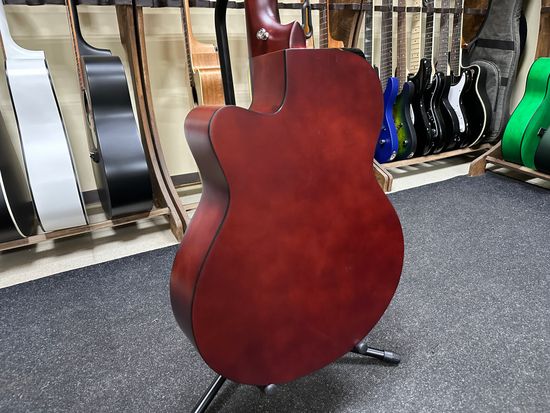 Комплект 12в1 акустическая гитара Belucci BC4020 N