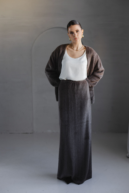 Юбка из пушистого трикотажа макси коричневая