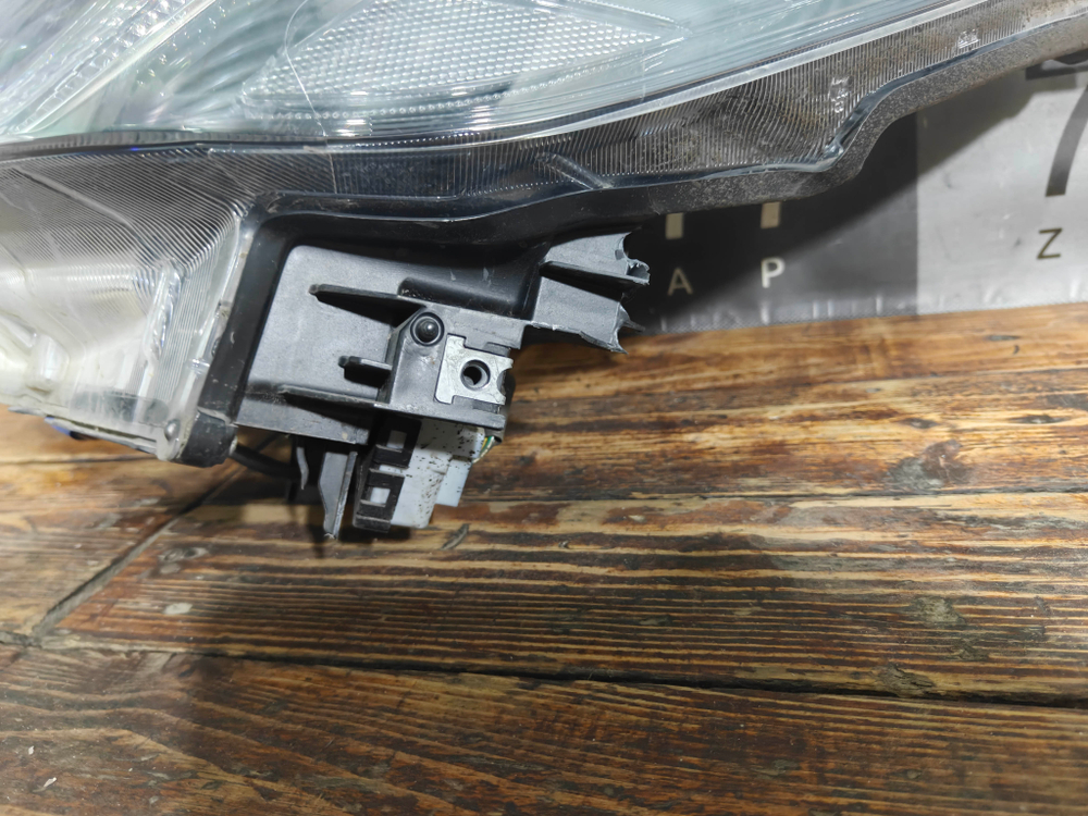 Фара левая LED с ДХО Subaru Forester 5 (SK) 18-21 Б/У Оригинал 84913SJ451
