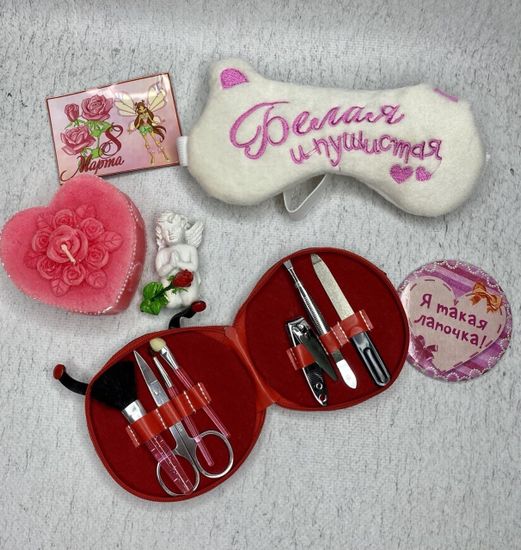 Подарочной бокс для девочки, девушки" 8 МАРТА" , 6 предметов