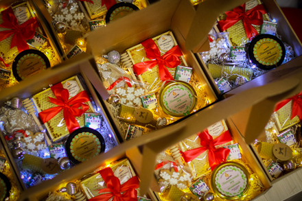 Новогодние корпоративные подарки для строительной компании  (пример 2019 год)