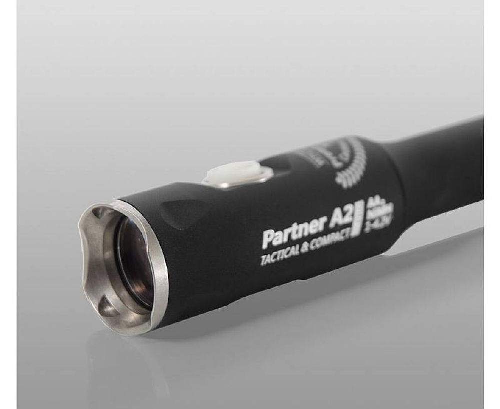 Тактический фонарь Armytek Partner A2 Pro (тёплый свет)