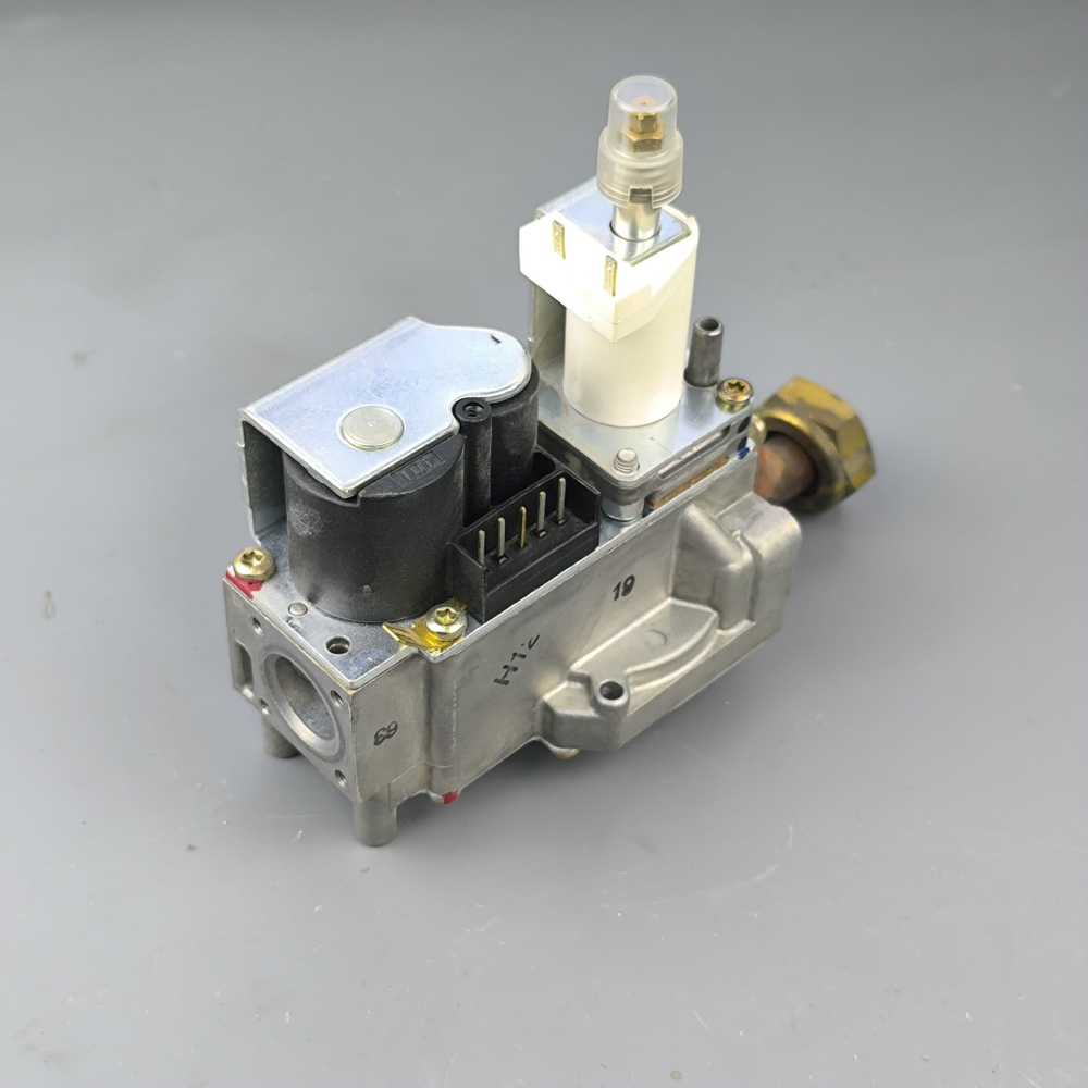 Б/У Газовый клапан Honeywell VK4105M 5033 для котлов BAXI арт. 5665220