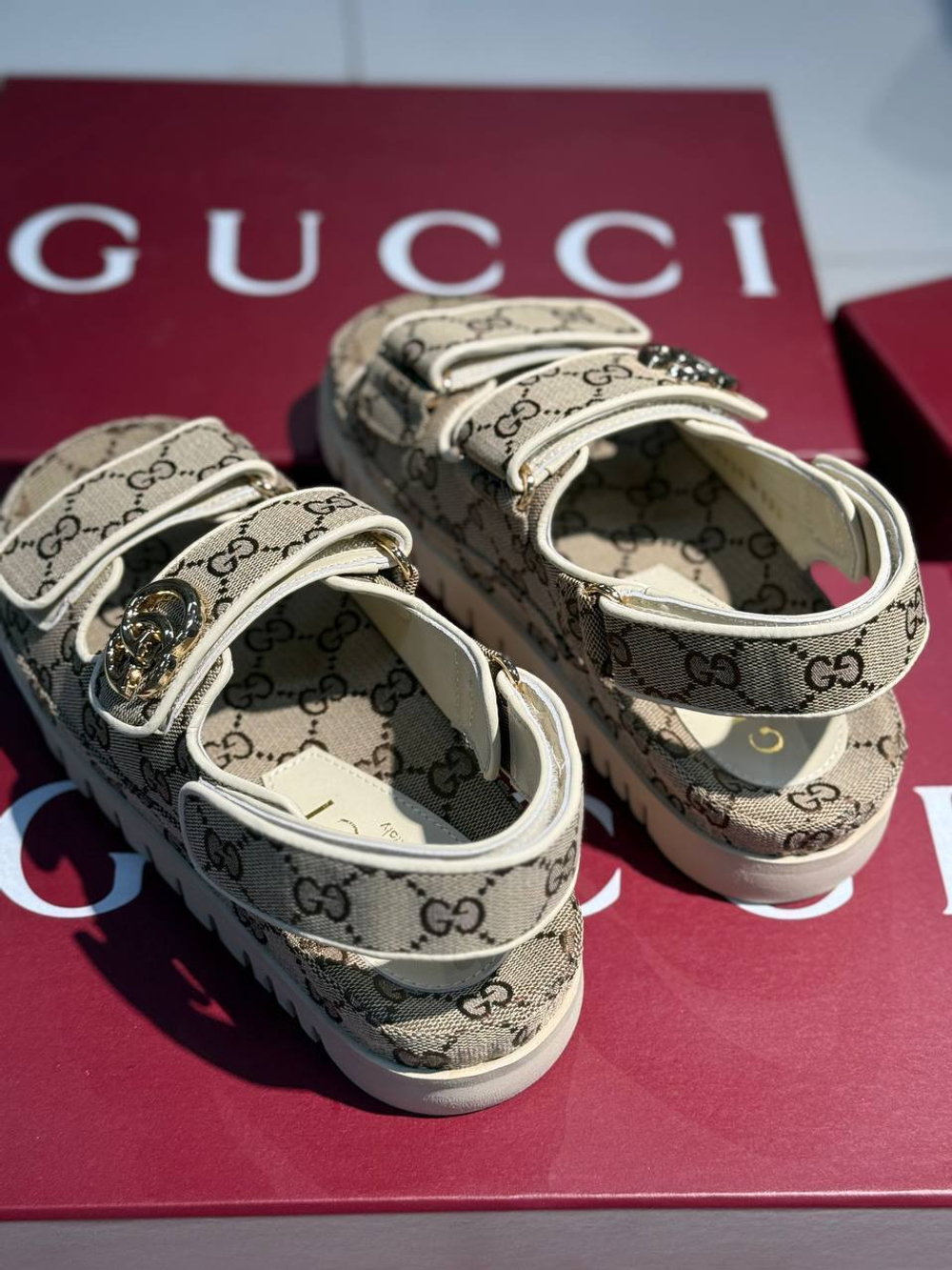 Сандалии Gucci