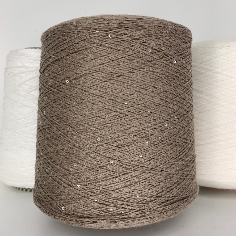 MAGIC; 100% хлопок, прозрачные пайетки 2мм; 580м/100гр; цвет: глубокий тауп, прозрачные пайетки 2мм;